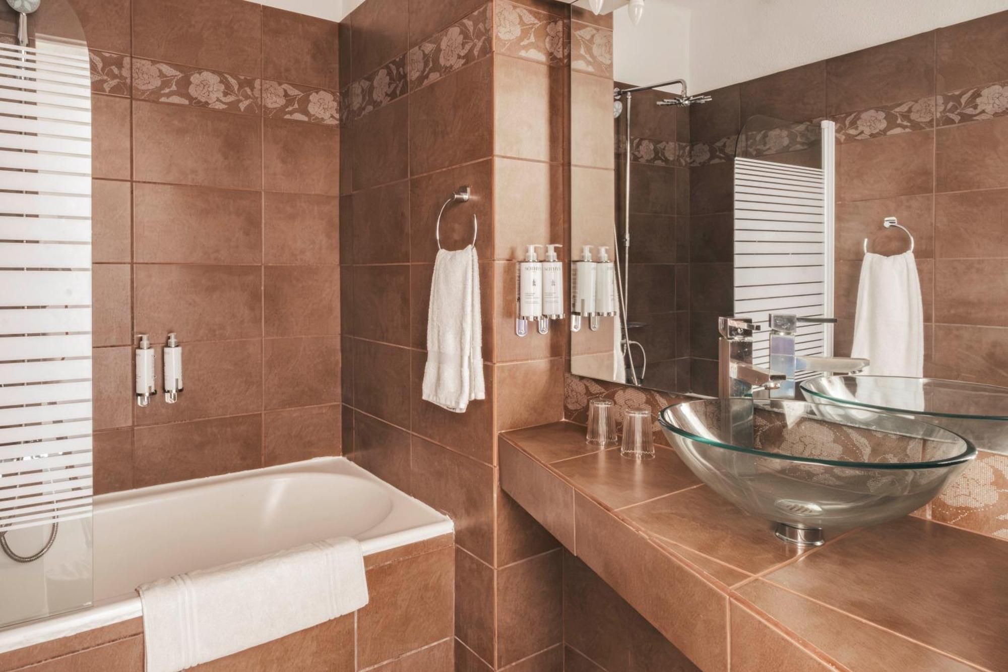 Surplage Hotel Cavaliere Le Lavandou Buitenkant foto