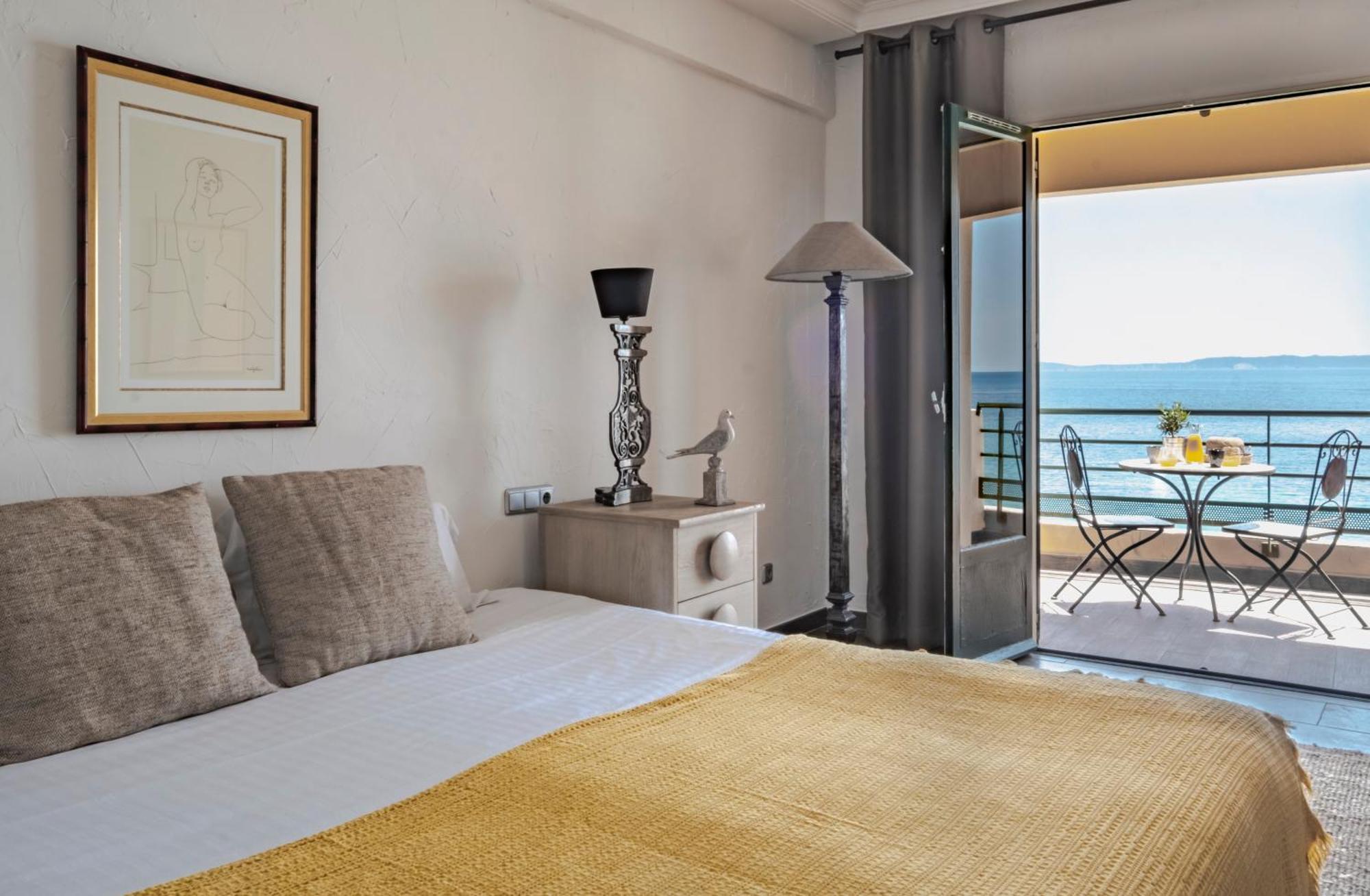 Surplage Hotel Cavaliere Le Lavandou Buitenkant foto
